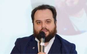 Edward Creţescu, ANIS: ”Dezvoltarea economiei României se poate face doar cu industria IT”